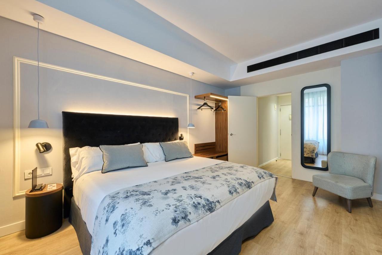 Premium Double or Twin Room,1416676599:JPEG